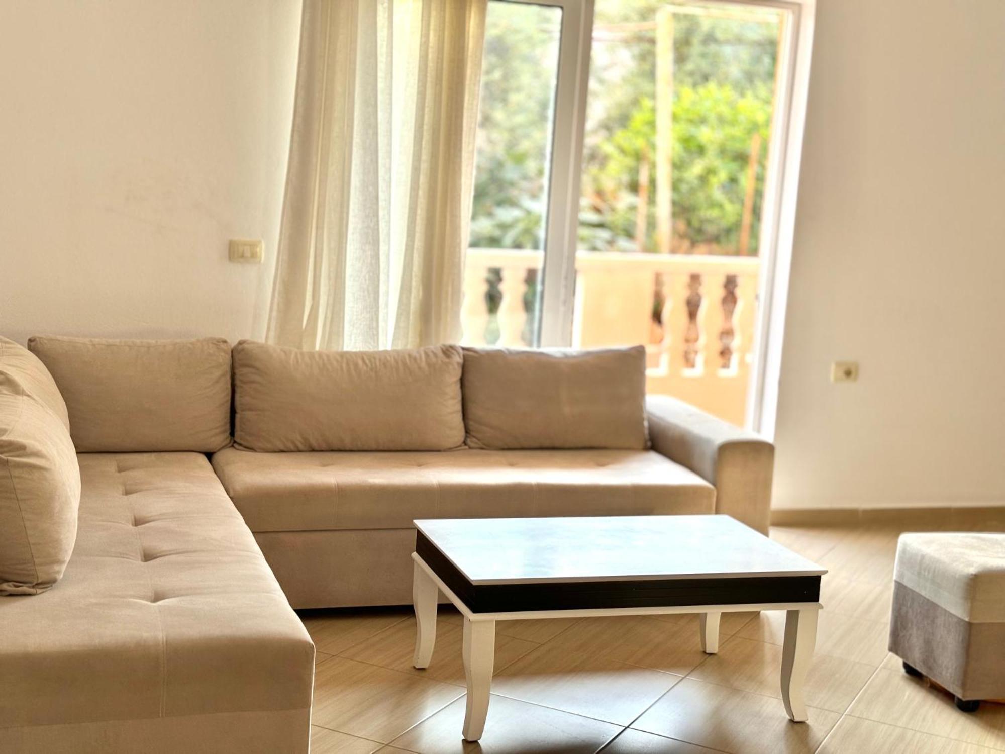 Amar's * Sarandë